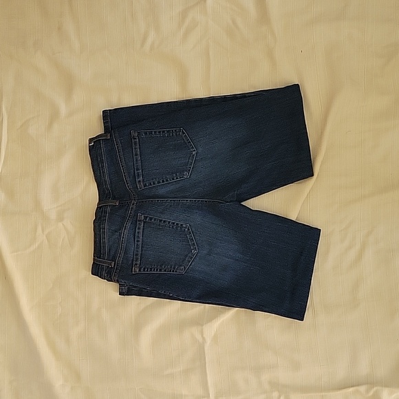 Gloria Vanderbilt Darkwash Amanda Highrise Tapered Jeans - Picture 6 of 6